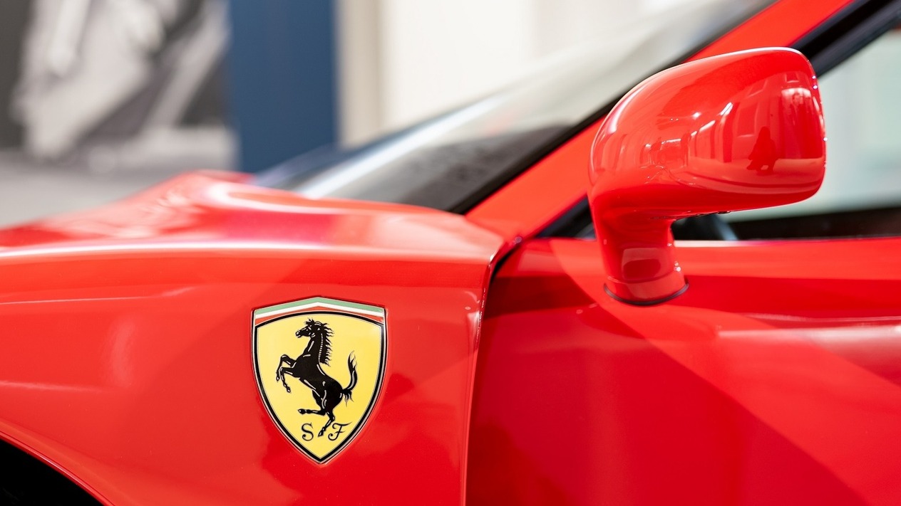 Süper spor otomobiller liginde Ferrari lider