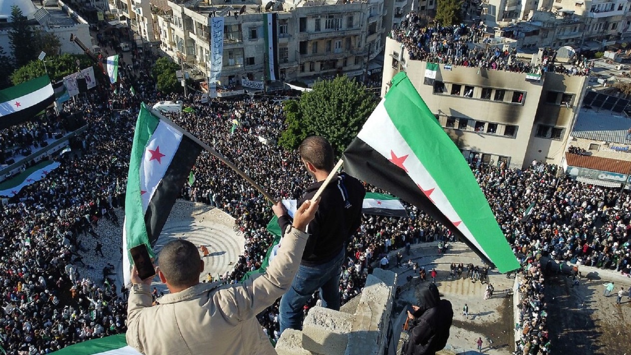 Suriye'nin yeni yöneticileri uluslararası ilişkiler için Dışişleri Bakanı atadı