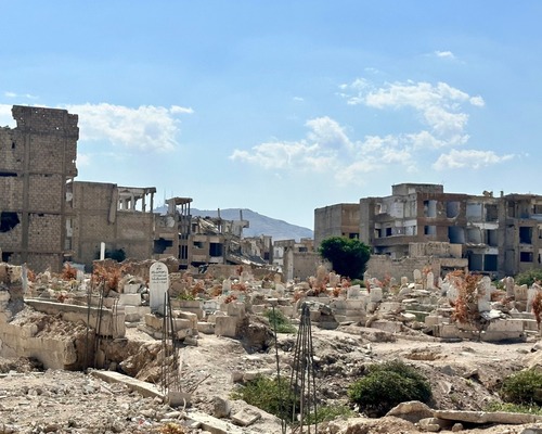 Suriye yeniden inşayı başarabilecek mi?