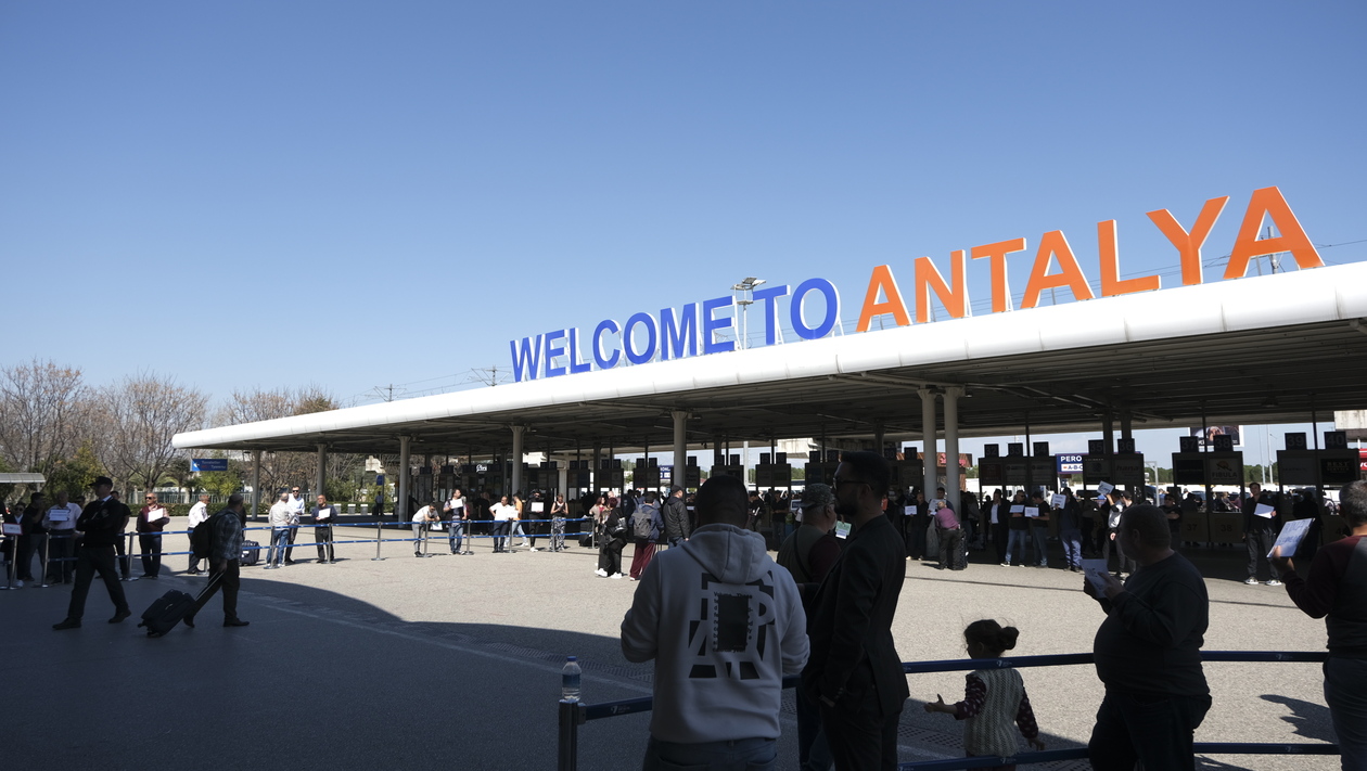 TAV, Antalya Havalimanı'na  2,5 milyar euroluk finansman sağladı