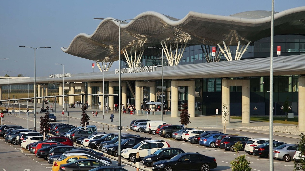 TAV'dan ilk çeyrekte beklentilerin üzerinde zarar