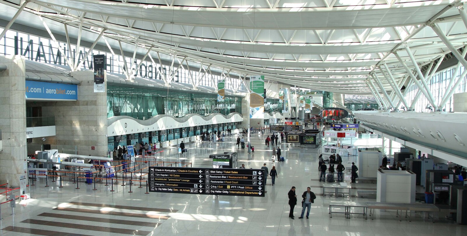 TAV ikinci çeyrekte beklentinin çok altında kaldı