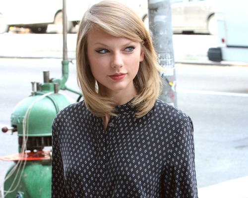 Taylor Swift hakkında yayılan komplo teorileri kasıtlı bir plan mıydı?