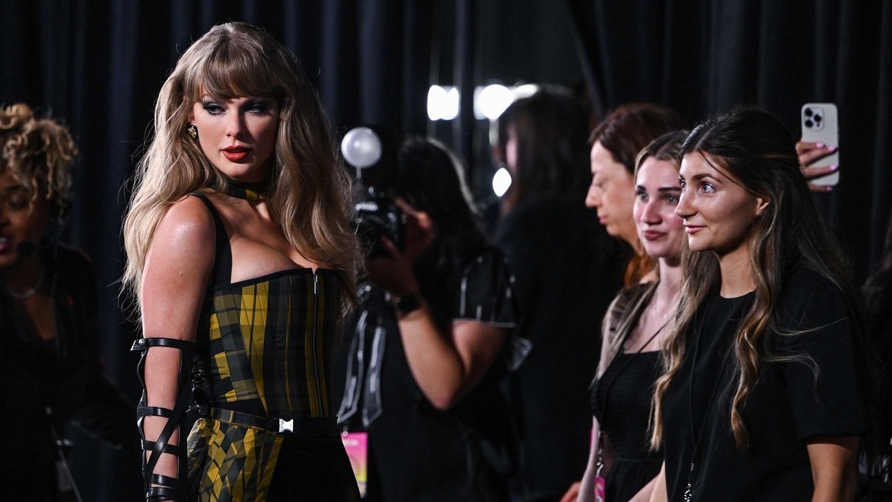 Taylor Swift Los Angeles yangını için bağışta bulunan milyarderlere katıldı