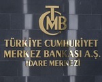 TCMB'den şirketlerin TL kredi kullanımına yeni istisna