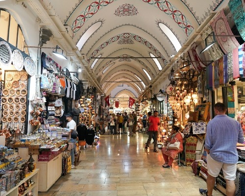 Prof Dr. Burak Saltoğlu TCMB'nin faiz indirimini değerlendirdi: Her toplantıda indirim olacak diye bir çıkarım yapılmamalı
