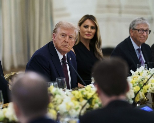 Teknoloji milyarderleri Beyaz Saray'da: Elon Musk katılmadı