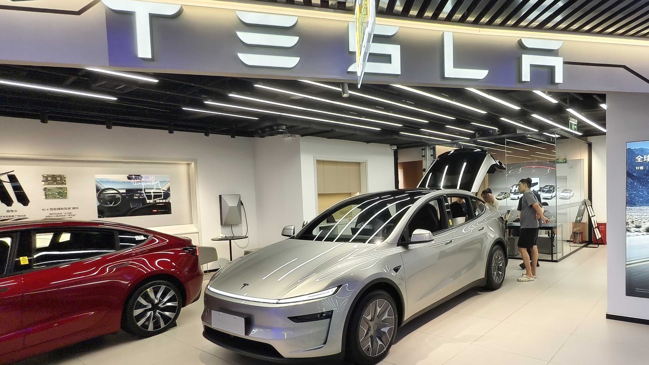 Tesla araç kiralama işine girdi