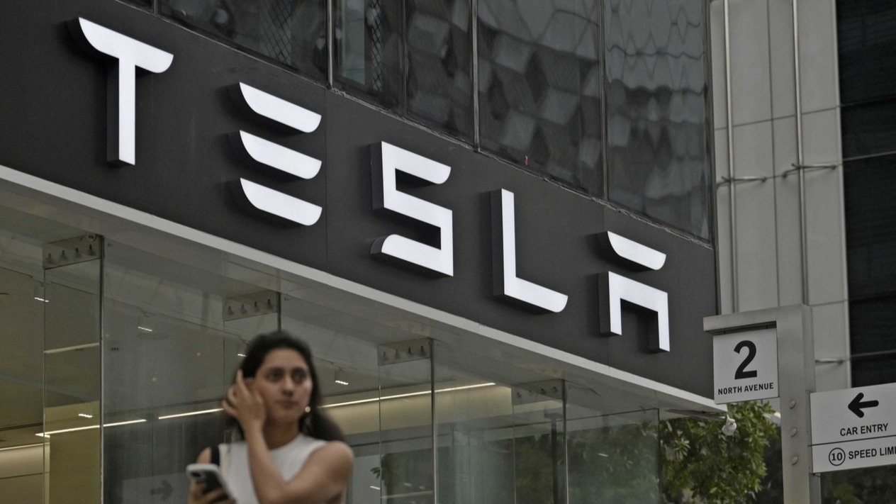 Tesla artık dünyanın en büyük elektrikli araç üreticisi değil