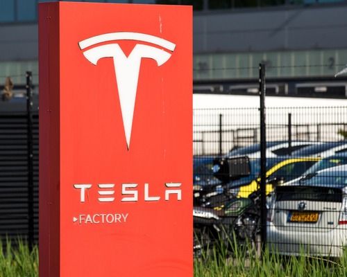 Tesla Çin’de son üç yılın en düşük satışını yaptı