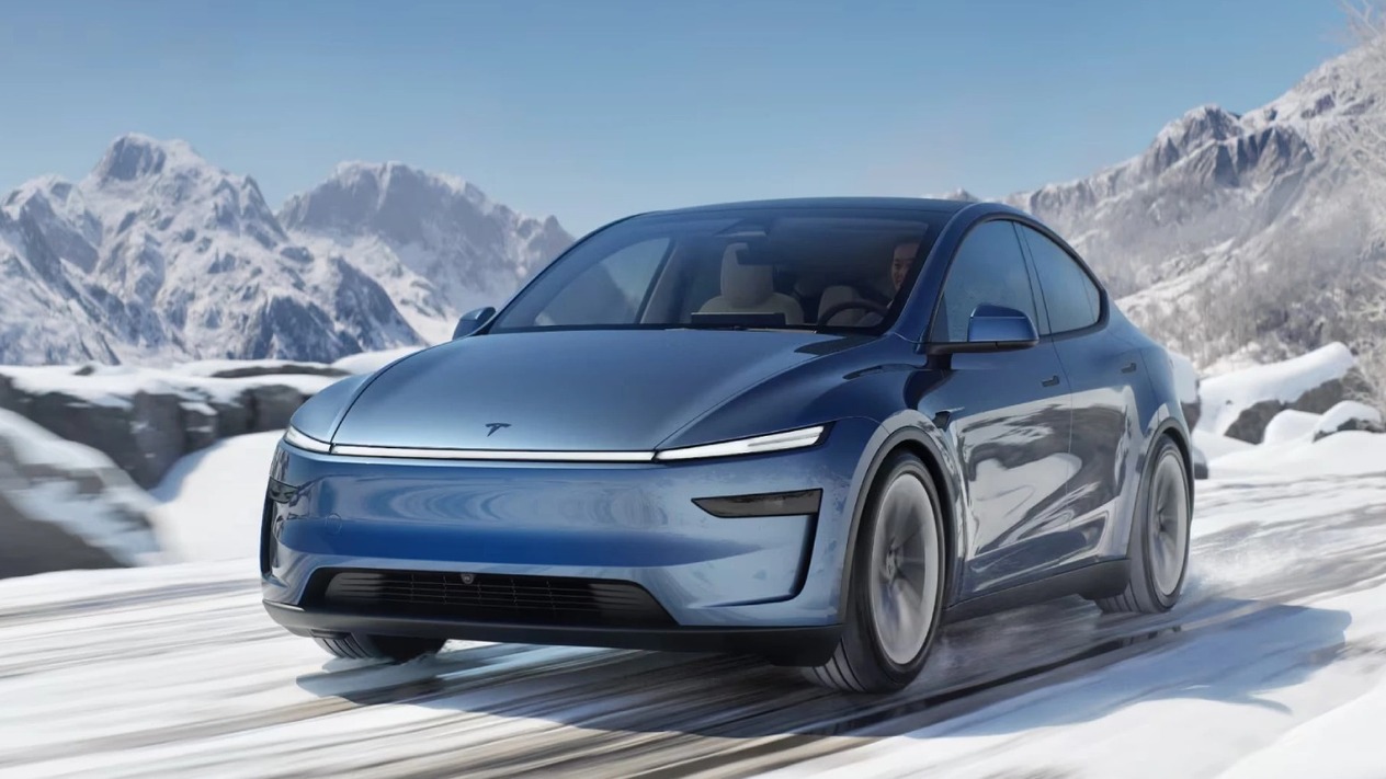 Tesla Model Y’de tartışılan makyaj