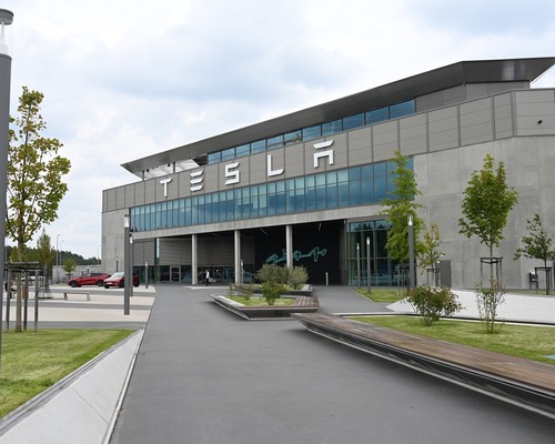 Tesla neden dünyada pazar payı kaybediyor?