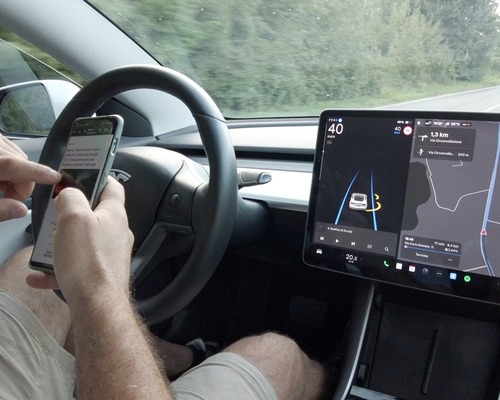 Tesla’nın tam otonom sürüş yazılımı testlerde başarısız