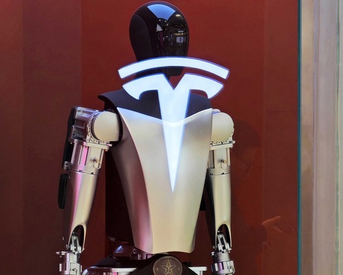 Tesla’nın üretim sorunları Musk’ı robotik alanına yönlendiriyor