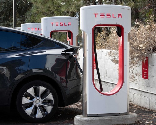 Tesla robotaksilerini 12 Haziran’da kullanıma sunmayı planlıyor