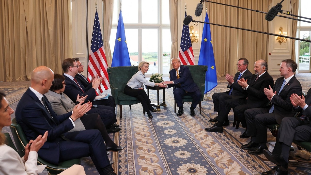 Ticaret anlaşmasıyla denge arayışı: Avrupa Trump’a karşı riskleri minimize ediyor