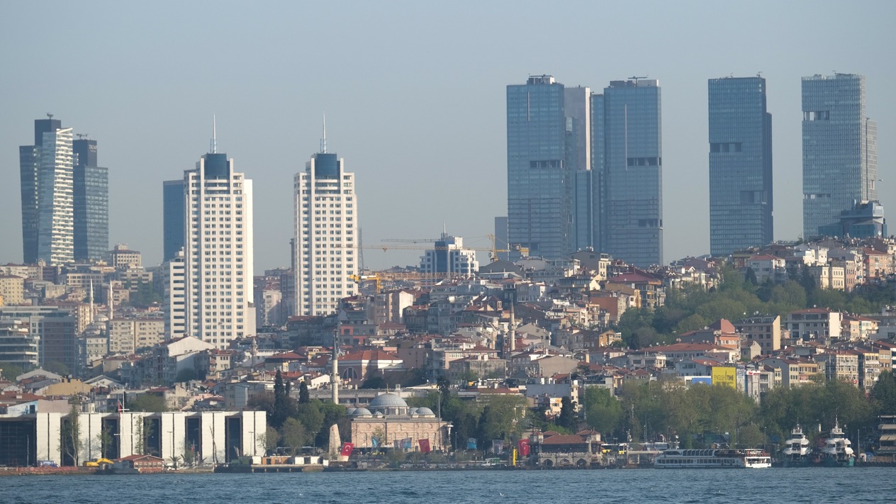 Ticari gayrimenkul fiyatları 2. çeyrekte reel olarak yüzde 3,1 azaldı