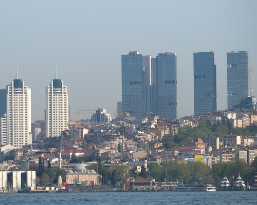 Ticari gayrimenkul fiyatları 2. çeyrekte reel olarak yüzde 3,1 azaldı