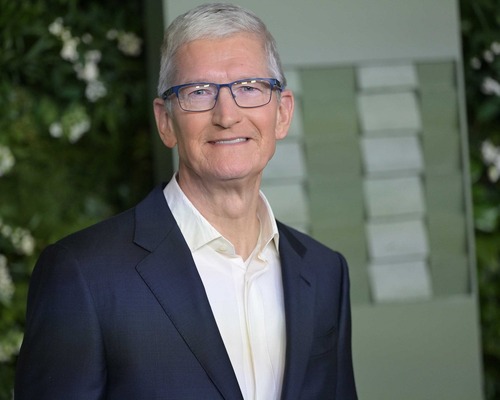Tim Cook Apple’ı nasıl bir medya devi haline getirdi?
