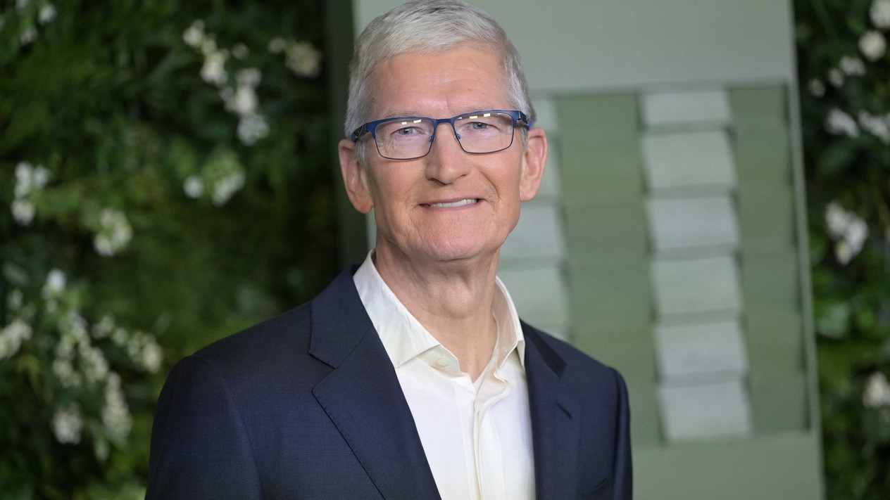 Tim Cook emeklilik söylentilerini yalanladı