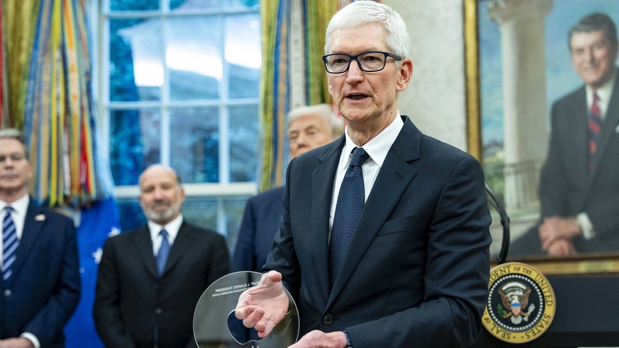 Tim Cook payını ikiye katladı: Nike hisseleri yükseldi