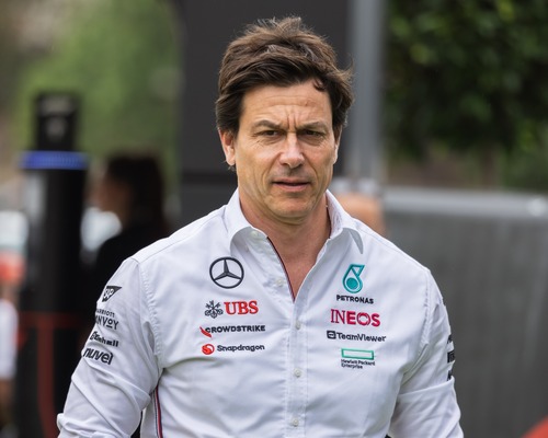 Toto Wolf 6 milyar dolar değerlemeyle Mercedes F1 hisselerini satmaya hazırlanıyor