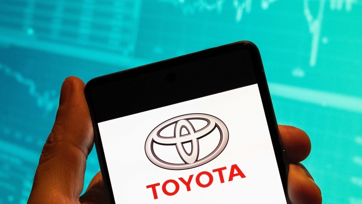 Toyota bilanço öncesi alarm veriyor: Kâr düşüşü, Çin darbesi ve deprem baskısı