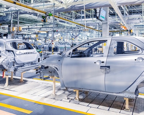 Toyota’nın küresel üretimi üst üste dördüncü ayda da geriledi