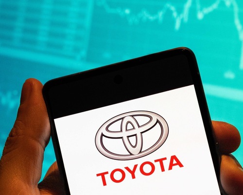 Toyota roket yatırımıyla SpaceX’yi hedef alıyor