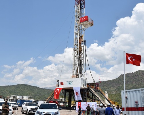 TPAO'nun iki sahasında petrol işletme ruhsatının süresi uzatıldı