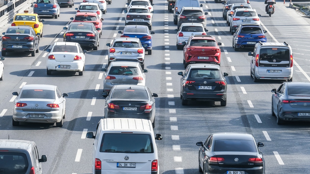 Trafiğe mayısta 210 bin 295 aracın kaydı yapıldı