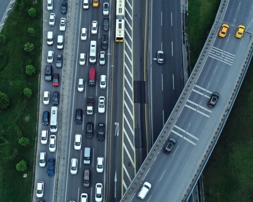 Trafikteki toplam araç sayısı 191 bin 406 arttı