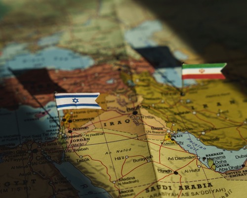 Tribünde değil, masada ve diplomasi sahasında: Türkiye artık oyun kurucu olmalı