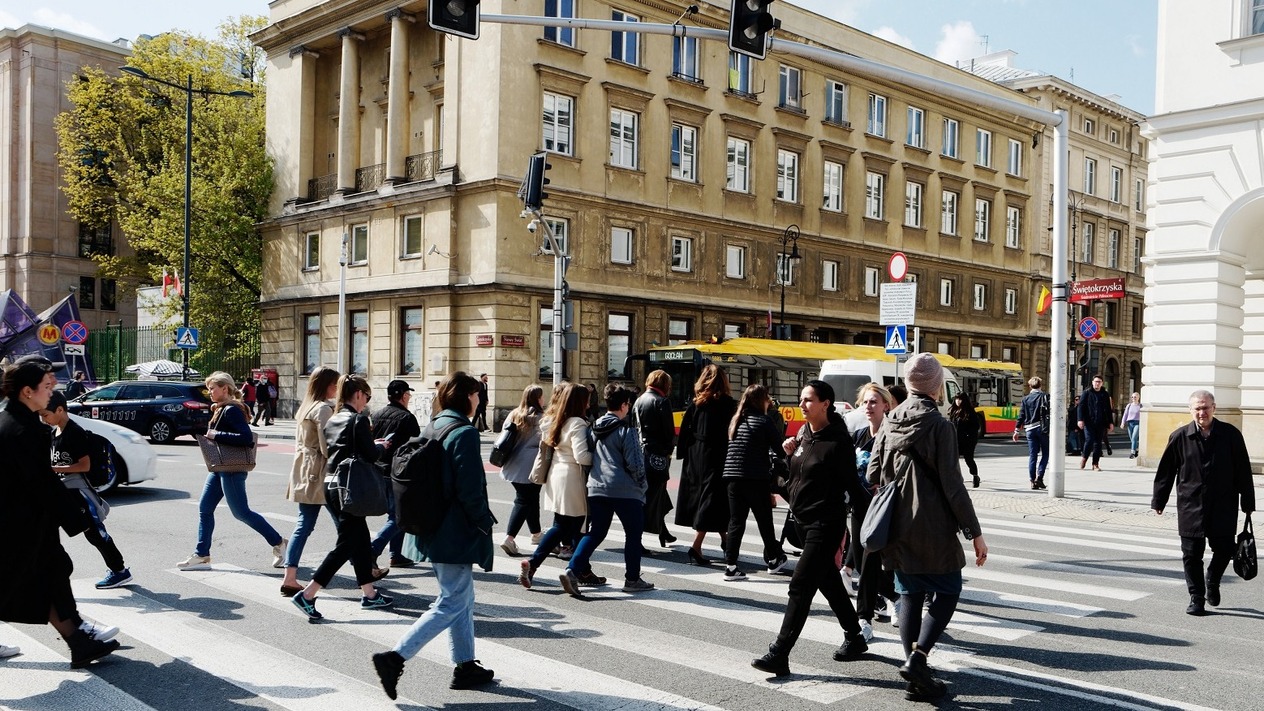 Trilyon dolarlık Polonya ekonomisi sarsılıyor
