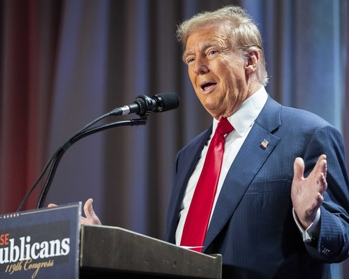 Trump başkanlıktaki birinci gününde neler yapacak?