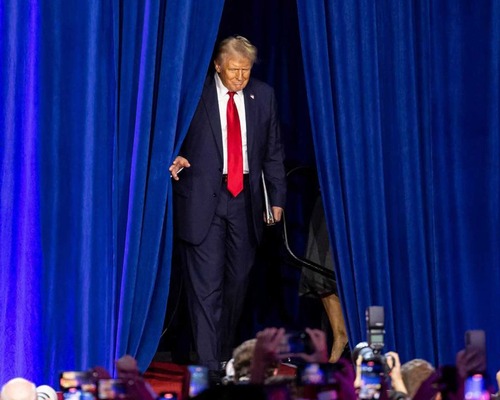 Trump göreve hızlı başlıyor: Kararname fırtınası ve tartışmalı planlar