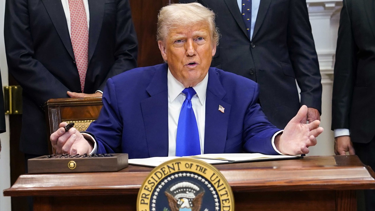 Trump imzaladı: Çelik ve alüminyum tarifelerin yüzde 50'ye çıkarıldı