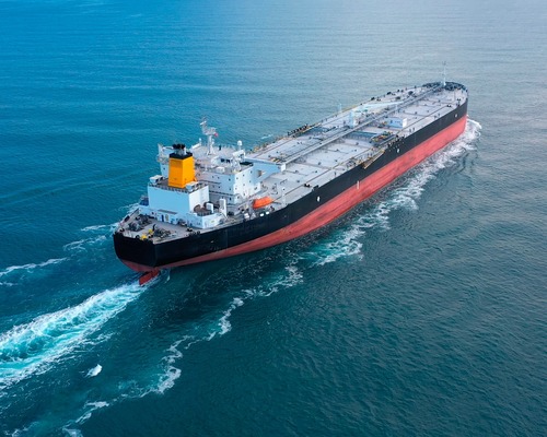 Trump'ın açıklamaları petrol piyasalarını salladı: Brent petrol 100 doların altına geriledi