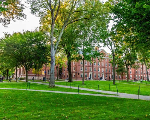 Harvard Trump'a açtığı davayı kazandı