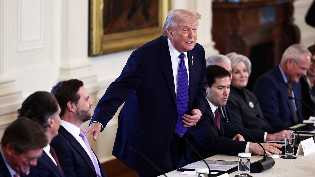 Trump’ın Venezuela tehdidi Exxon hisselerini düşürdü