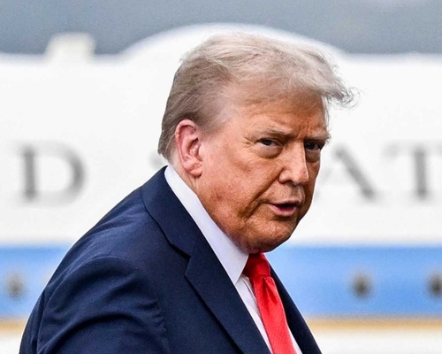 Trump: Kalan işi tamamlamak Zelenskiy ve Avrupalı liderlere bağlı