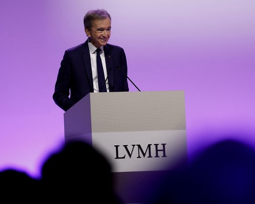 Trump’la olan ilişkisi Fransız milyarderin lüks imparatorluğunu kurtarabilir mi?