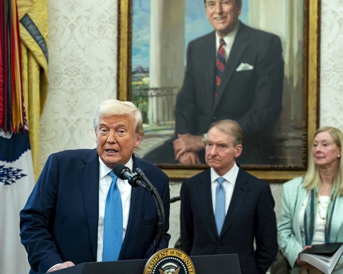 Trump: Milyoner vergisi zenginleri ABD’yi terk etmeye itebilir