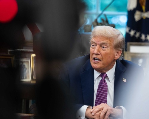 Trump şirketlerin kazançlarını yılda iki kere açıklamalarını istiyor