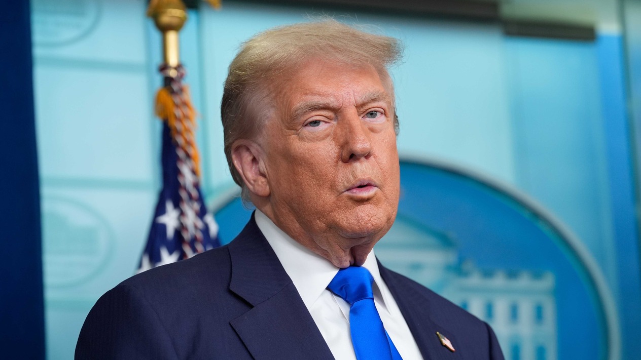 Trump, Suriye'ye yaptırımları kaldırdı