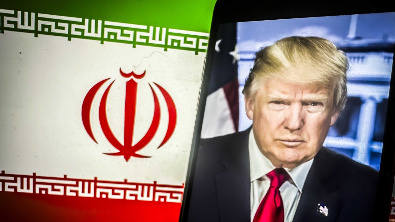 Trump’tan İran’la ticaret yapana yüzde 25 vergi tehdidi