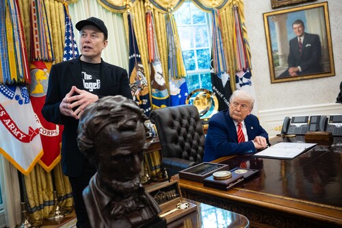 Trump’tan Musk’ın siyasi parti hamlesine sert tepki: Raydan çıkmış bir enkaz