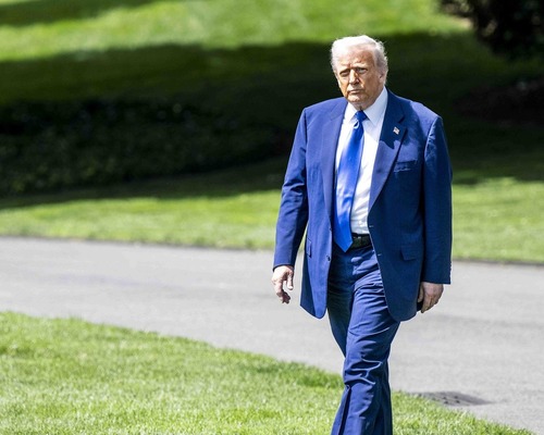 Trump’tan Sprinsteen ve Beyonce Harris’ten para aldı iddiası