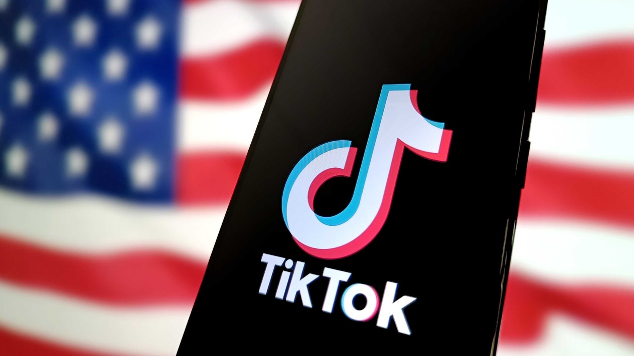 Trump, TikTok’un ABD operasyonlarının satışını onayladı