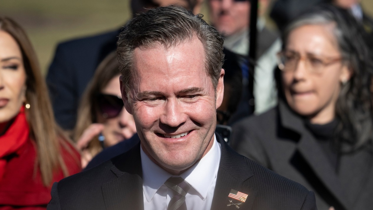 Trump ulusal güvenlik danışmanı Mike Waltz’ı görevden aldı